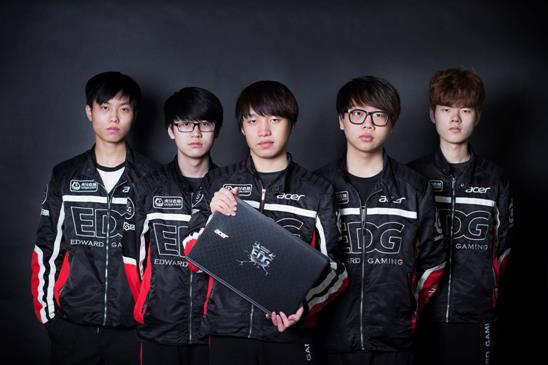 都体：尤文正在考虑冬窗追扎卡，桑德兰要价2000万欧