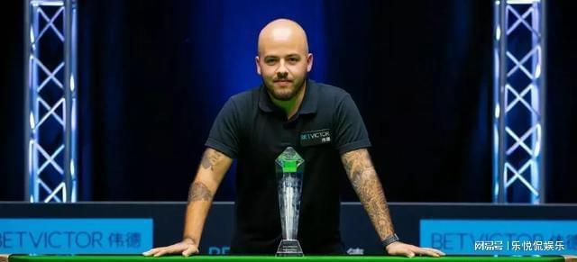 官方：河南队与体育总监贝拉-加西亚续约